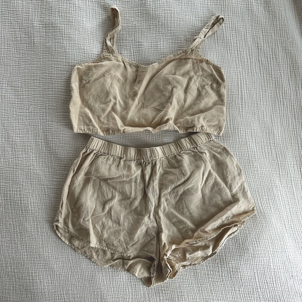 Mate the Label Linen Set